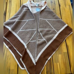 Nwt Demdaco Brown and Cream Geometric Knit Poncho Sweater One Size‎